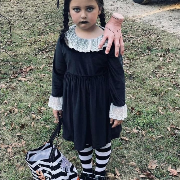 Wednesday Addams costume with thing - Picture 2 of 2